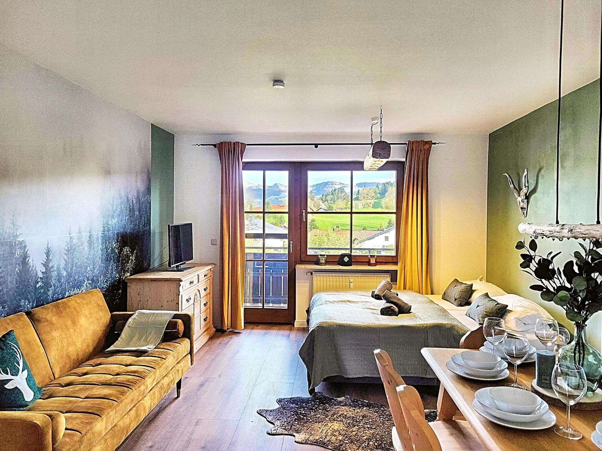 Lindners Hideaways - Bergnest Lodge - Bergblick Fewo 6 Pers Balkon Garten Hund Ski Unterkunft Luftkurort Oberreute Naehe Buchenegger Wasserfaelle Eistobel Bodensee Extérieur photo